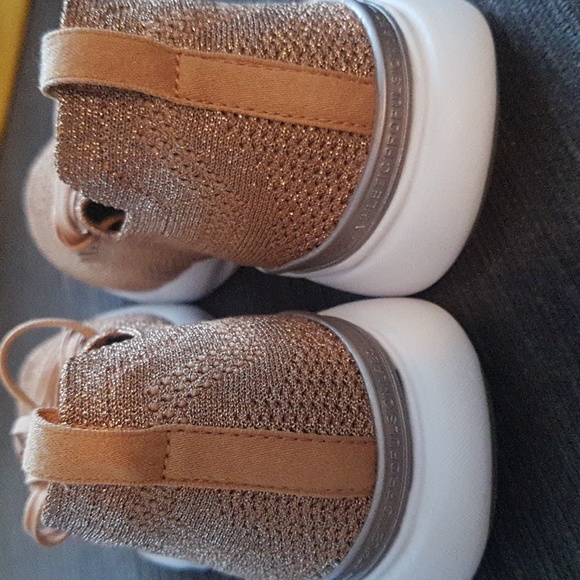 APL womens'Techloom Breeze - Picture 2 of 6